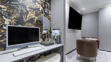 Premium Signature Room