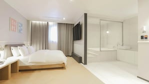 Suite The Signature Room | 高級寝具、羽毛の掛け布団、デスク、ノートパソコン用作業スペース