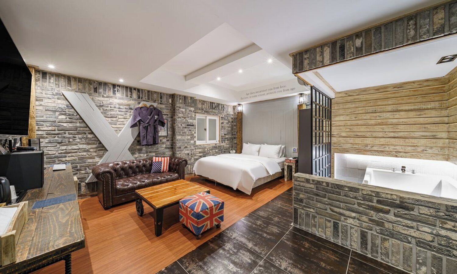 Premium Signature Room