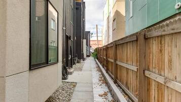 Enceinte de lâhĂ©bergement