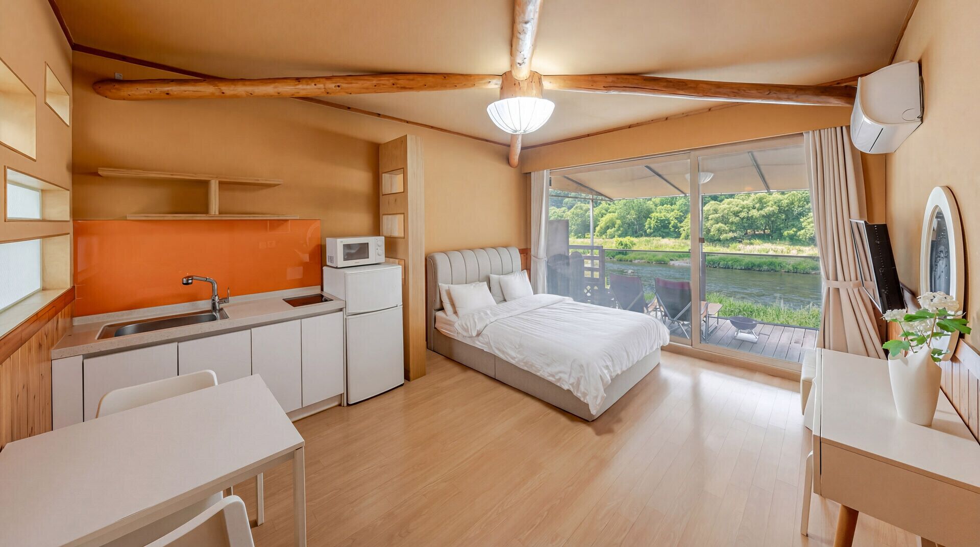 Basic-rum - 1 sovrum (Liverside 1(Check-in 14:00/Out 11:00))