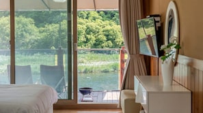 Chambre de base, 1 chambre (Liverside 1(Check-in 14:00/Out 11:00)) | 1 chambre, accès au Wi-Fi (inclus)