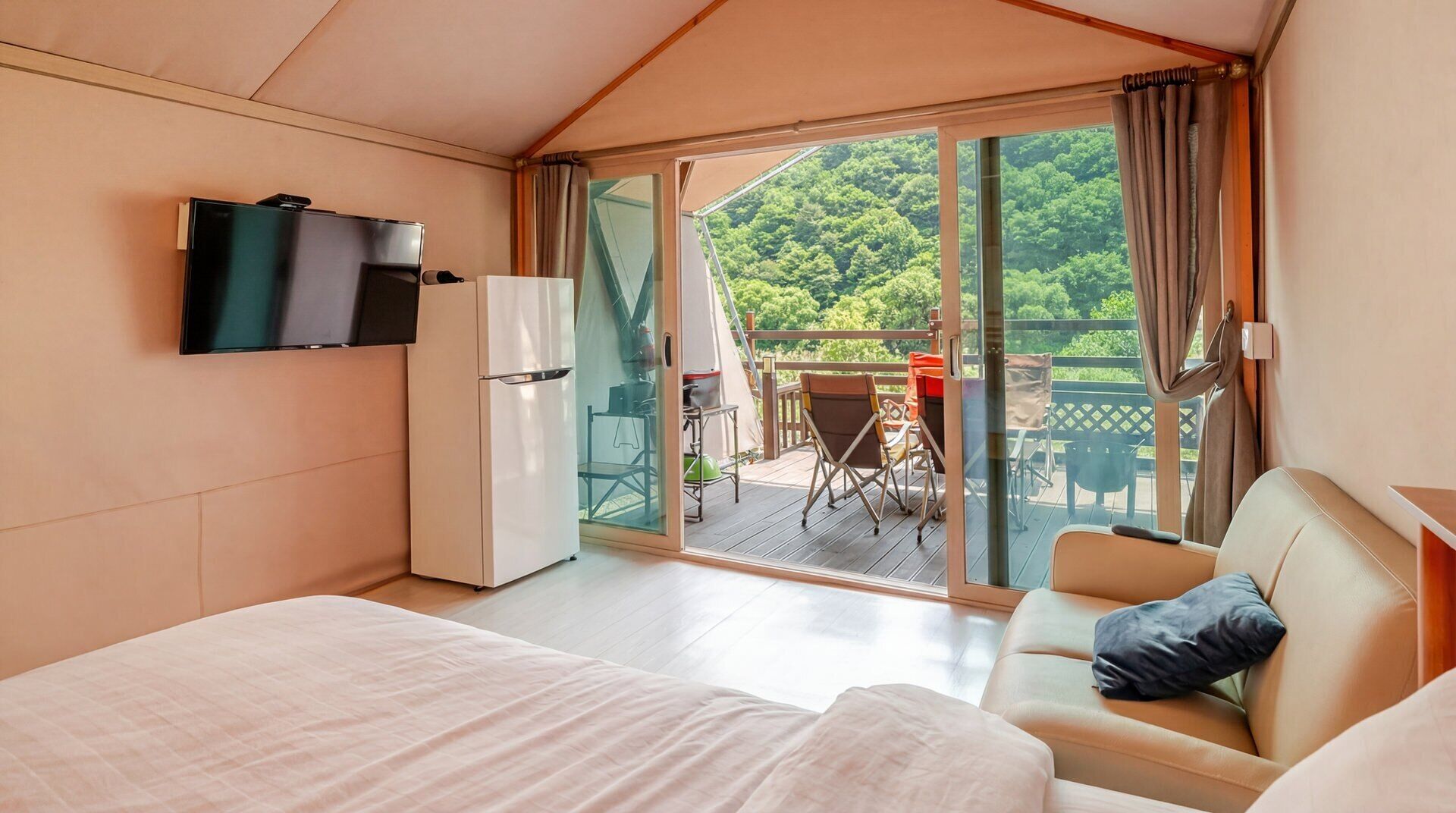 Basic-rum - 1 sovrum (Glamping 13(Check-in 16:00/Out 13:00))