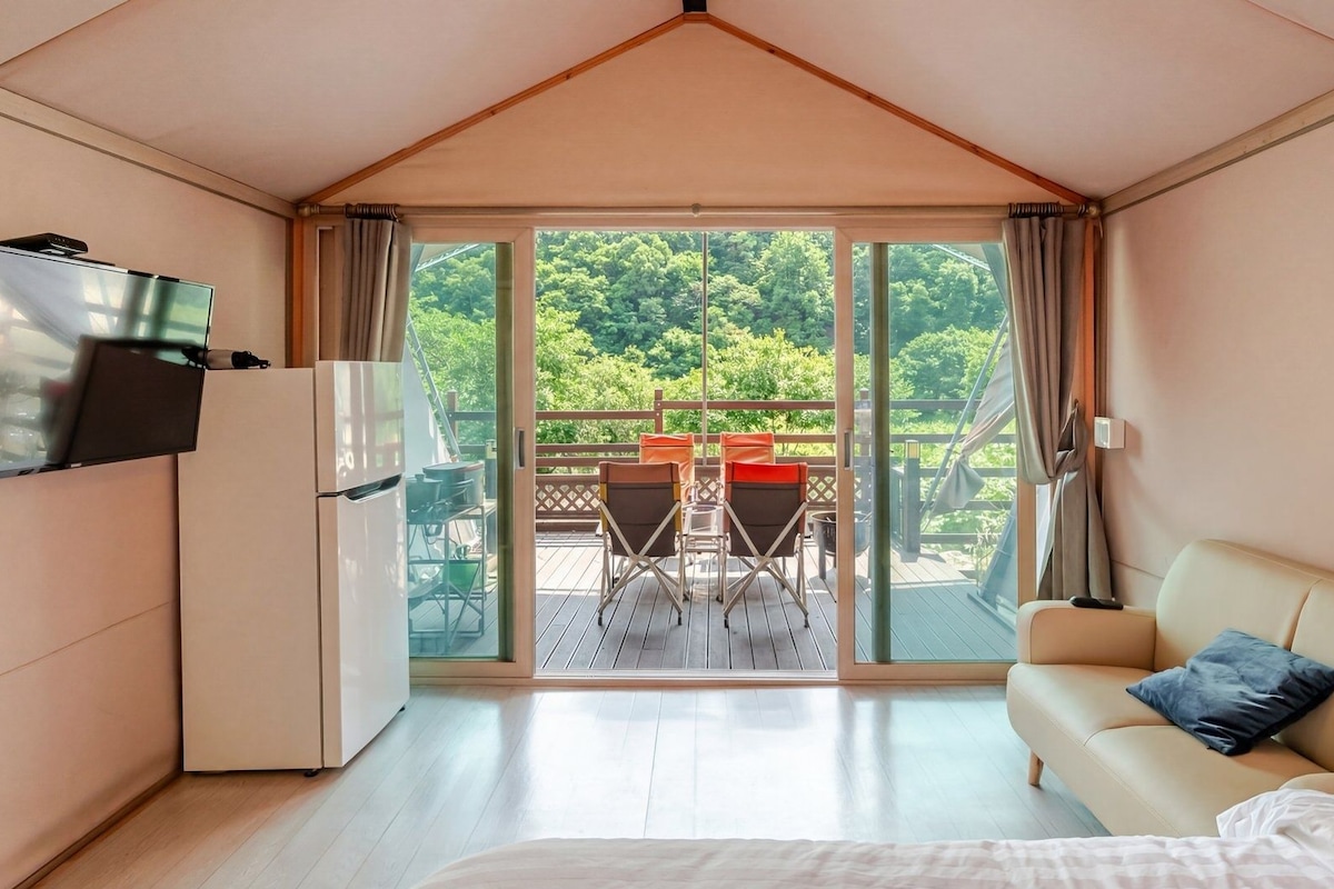 Phòng cơ bản, 1 phòng ngủ (Glamping 8(Check-in 16:00/Out 13:00)) | 1 phòng ngủ, truy cập Internet không dây miễn phí 
