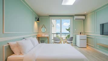 Basic Room, 1 Bedroom (303 (Ocean View, No Kitchen, Pets OK)) | 1 bedroom, free WiFi