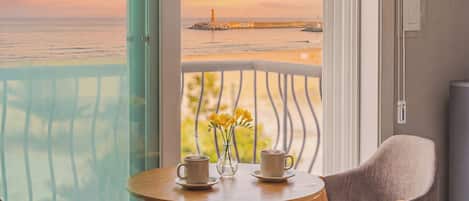 Basic Room, 1 Bedroom (503 (Ocean View, No Kitchen))