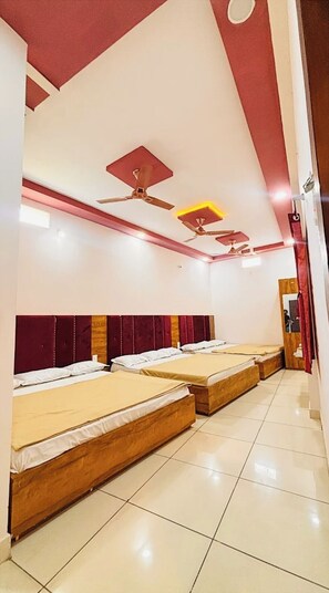 Kamar Double Keluarga, AC