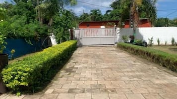 Jardines del alojamiento