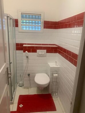 Double Room, Courtyard View | Bathroom - Kaz Kafe  (Mamoudzou)