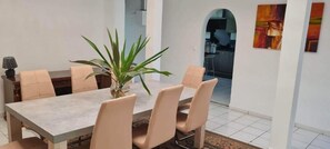 Dining - Kaz Kafe  (Mamoudzou)