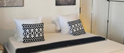 Comfort Tek Büyük Yataklı Oda, Bahçe Manzaralı