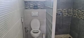 Bathroom - Kaz Kafe  (Mamoudzou)