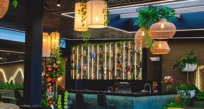 Saya Hotel & Suites