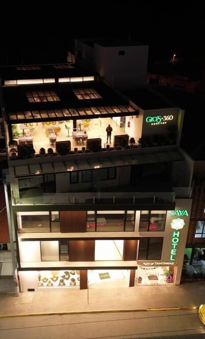 萨亚酒店及套房