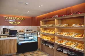 Dining - Saya Hotel & Suites (Cuenca)