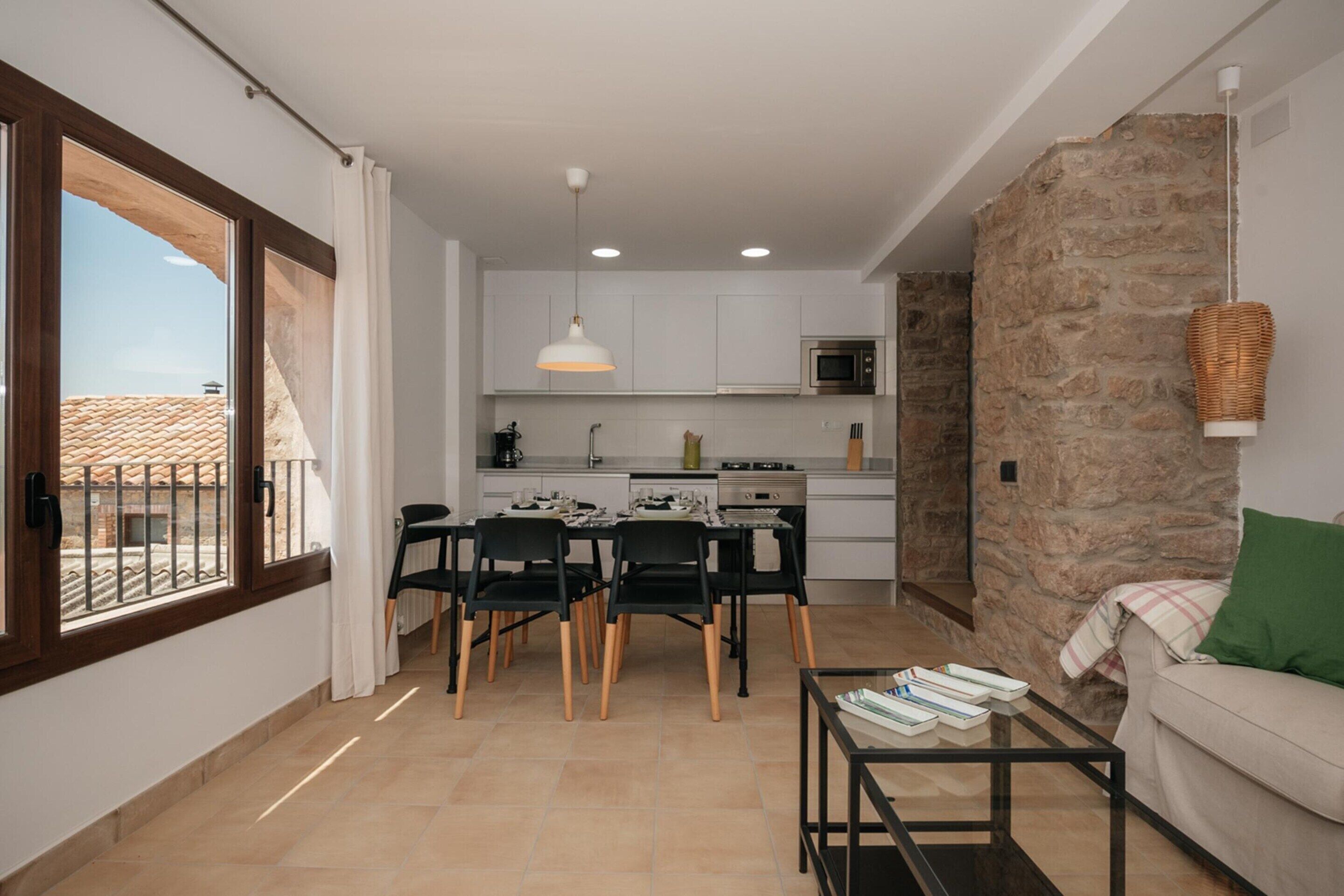 Comfort Cottage, 3 Bedrooms | Private kitchen