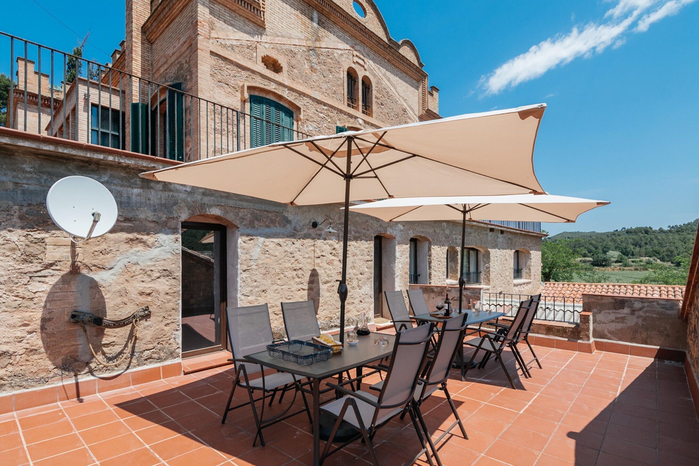 Classic House, 6 Bedrooms | Balcony