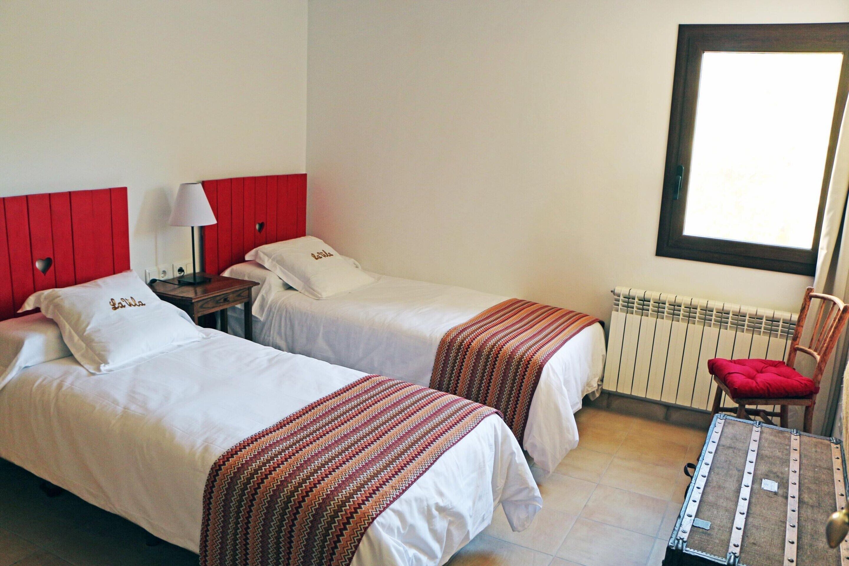 12 bedrooms, individually furnished, bed sheets