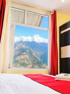 Dobbeltrom – deluxe, fjellutsikt