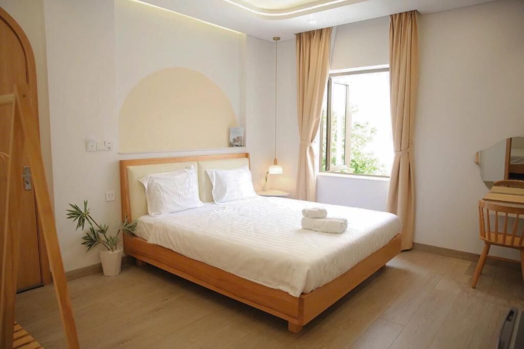 Deluxe Quadruple Room, City View