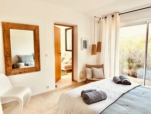 Room - Vrbo Property (Porto-Vecchio)