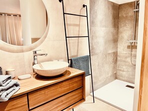 Bathroom - Vrbo Property (Porto-Vecchio)