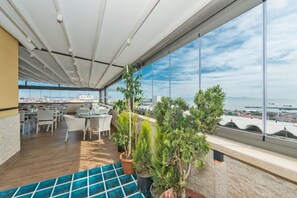 Outdoor dining - Hotel Selanay (istanbul)