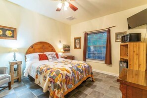 Room - Good Medicine - Stardust Inn - Triple Z (Medicine Park)