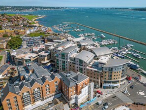 Marina - 1 bedroom accommodation in Poole (Poole)