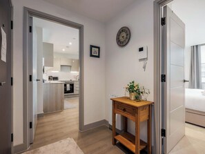 Interior - 1 bedroom accommodation in Poole (Poole)