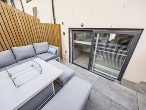 Terrace/patio - 3 bedroom accommodation in Bournemouth (Bournemouth)