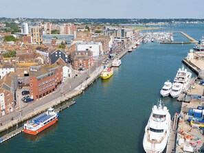 Marina - 2 bedroom accommodation in Poole (Poole)