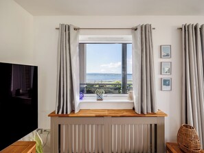 Interior - 2 bedroom accommodation in Poole (Poole)