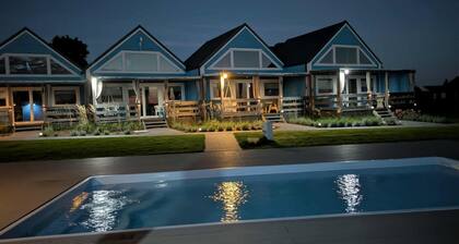 Large Holiday Home, Summer Pool, Sauna, Jacuzzi