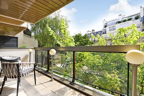 Property grounds - Vue Tour Eiffel | Terrasse & Clim | 2 chambres (Paris)