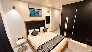 Free WiFi, bed sheets