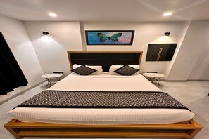 Deluxe Room - Taaffeite Hotels And Resorts (Lonavala)