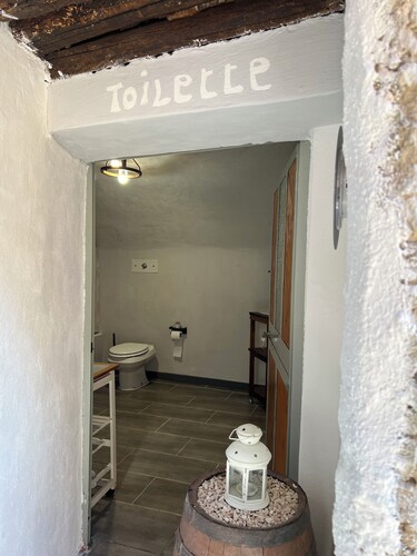 Pisogne, Authentic Mountain Retreat near Lake Iseo - Unique Bathroom