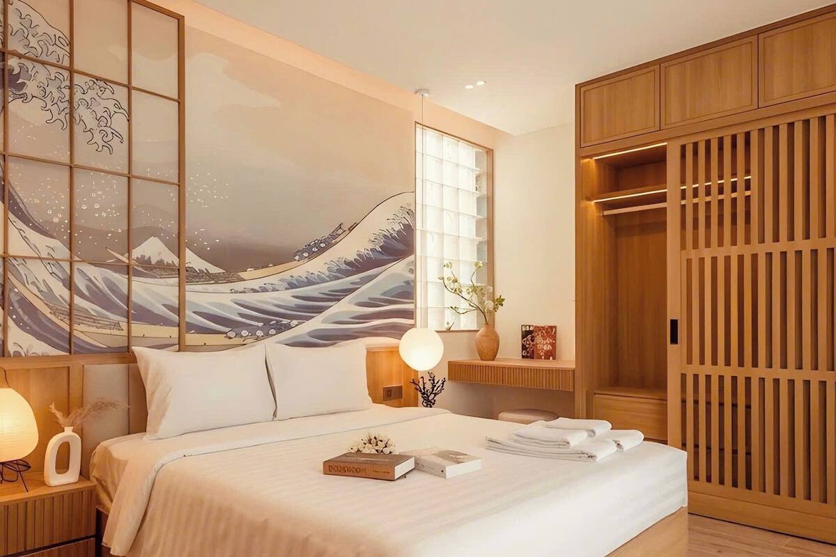 Luxury Villa, 4 Bedrooms | Minibar, desk, blackout drapes, soundproofing