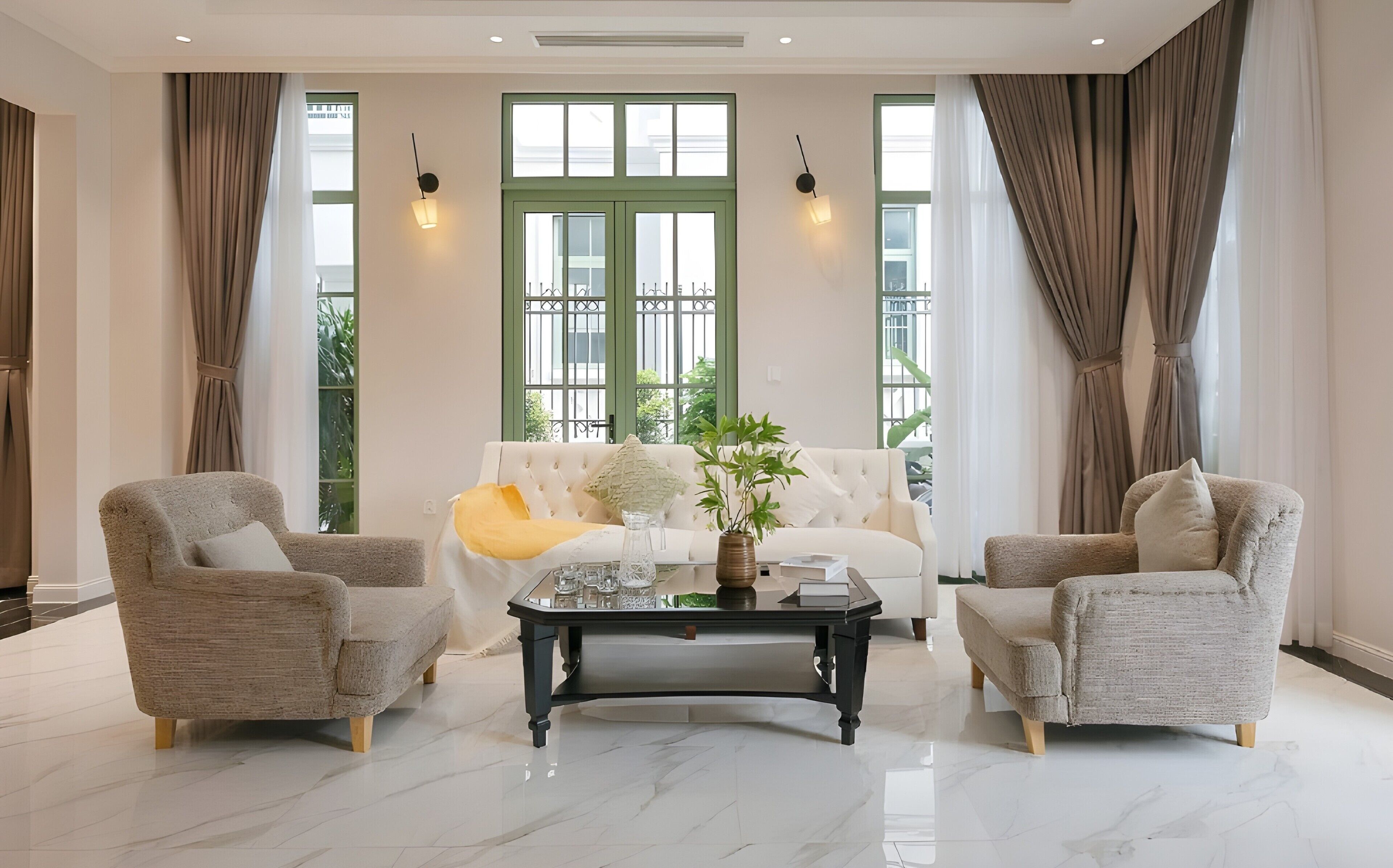 Luxury Villa, City View | Living room