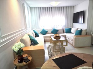 Living area - Private residence swimming pool & gym And free parking (Marrakech)
