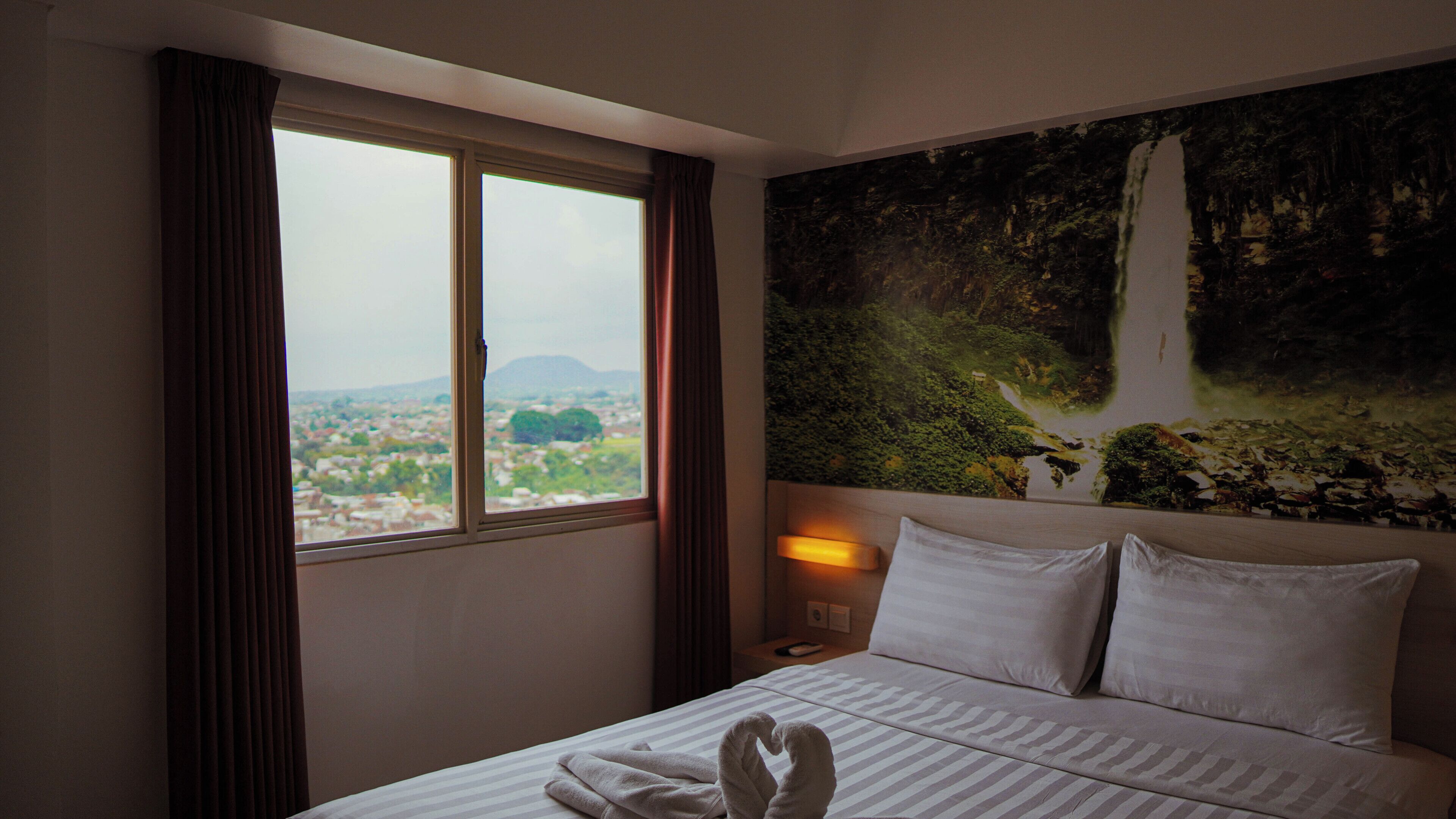 Superior Double Room, City View