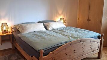 1 habitación y ropa de cama