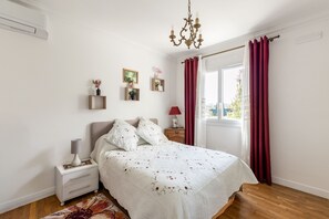Iron/ironing board, free WiFi, bed sheets - Happyfew Maison Eglantine (Cagnes-sur-Mer)