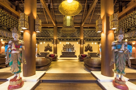 Interior. Royal Palace Hotel