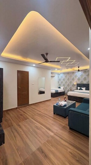 Comfort Quadruple Room | Interior - Hotel Raas Garden (Bhimsen)