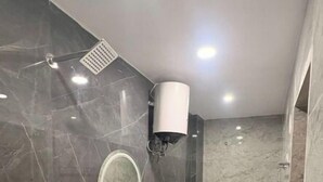 Super Suit Room | Kamar mandi