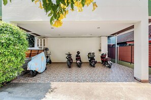 Property grounds - VK living room 20 min walk to Kata Beach #302 (Tambon Karon)