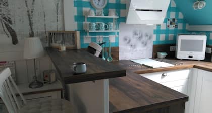 The "Shabby Blue" Cottage
