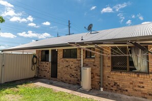 Exterior - Cozy 2BR Stay in Mount Warren Park | Sleeps 4 (Mount Warren Park)